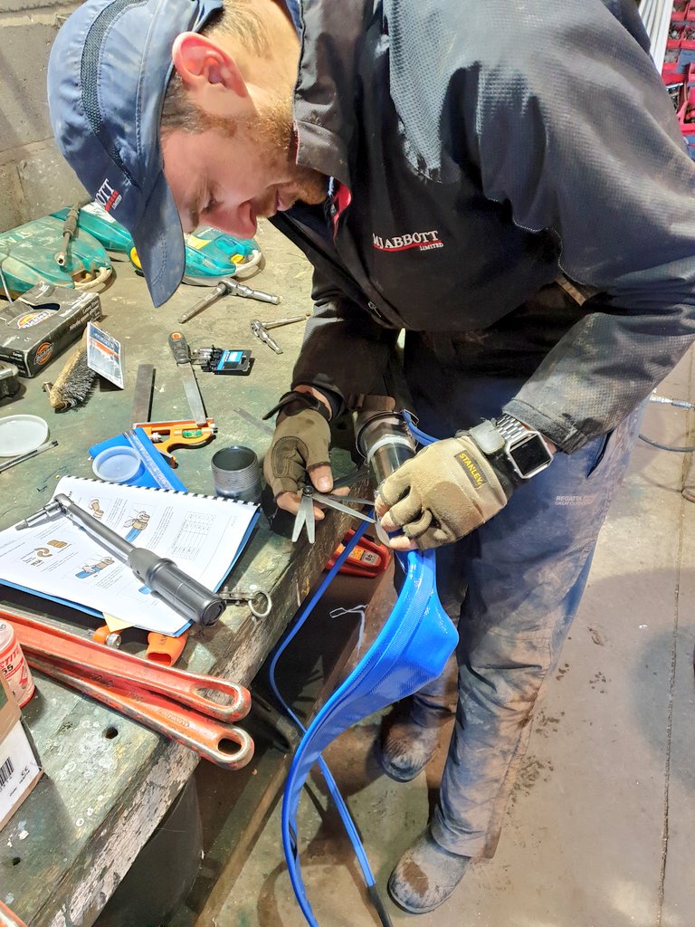 AdrianJAbbott's tweet photo. Busy day @AuchterarderGC yesterday installing a #calpeda borehole pump on 70 metres of #wellmaster lay flat hose https://t.co/LTGGJOk5yc
