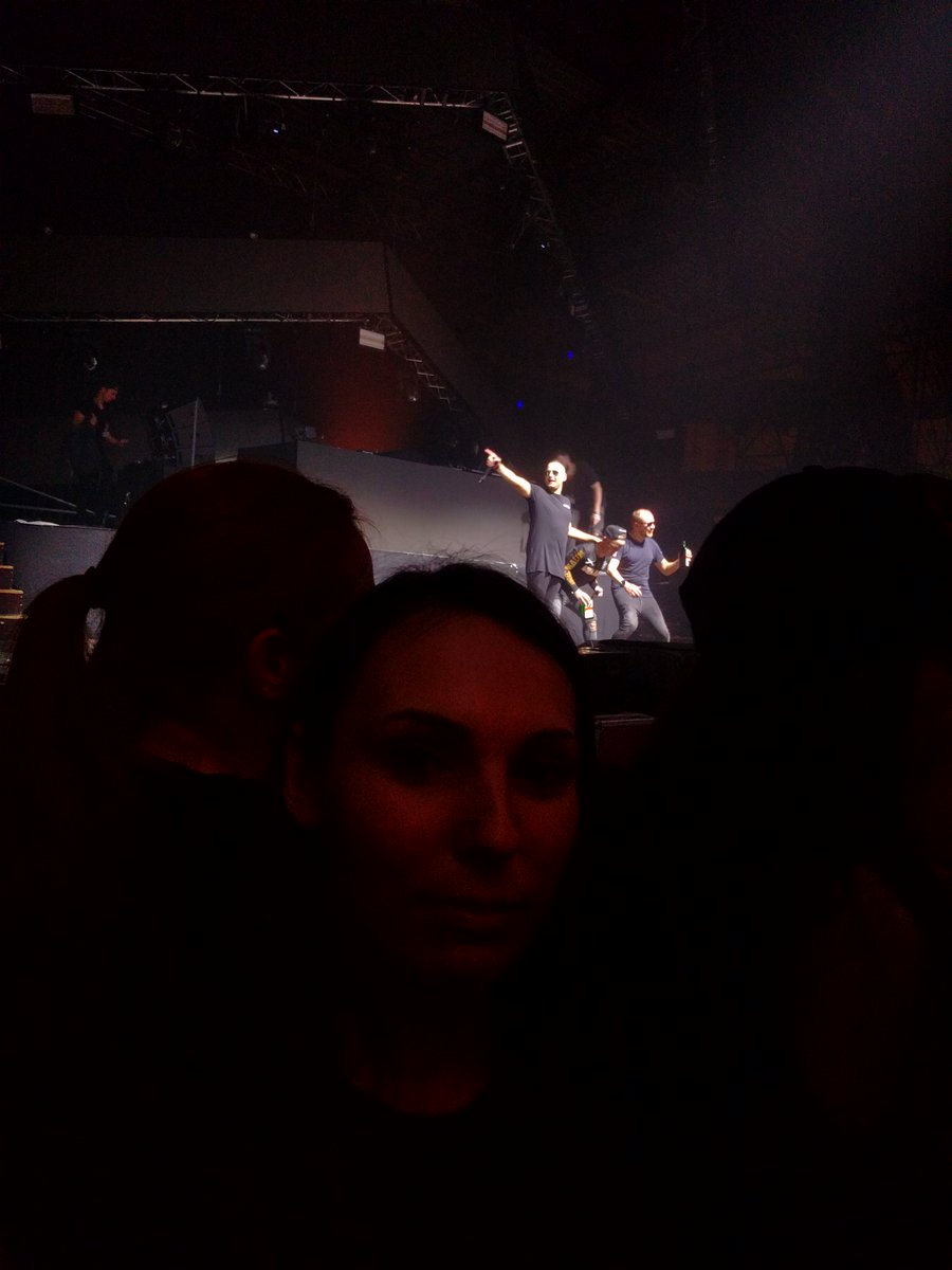 I have a photo with <a href="/DaTweekaz/">Da Tweekaz</a> !!! 😍😍😍 2 row guys 😎