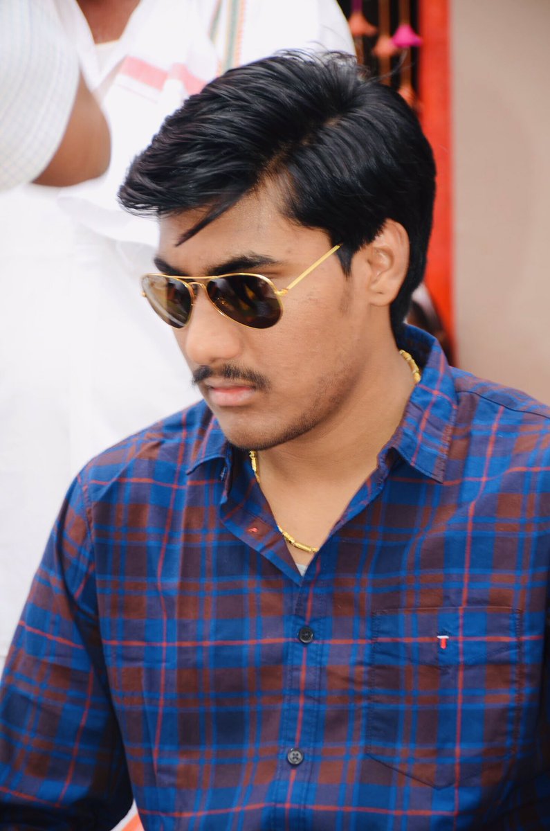 pratikpc333's tweet photo. 🕶#jrpc✌🏽 https://t.co/mdFHgvXyAq