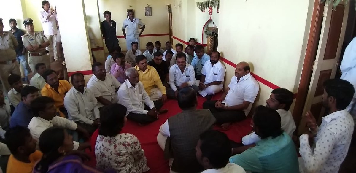 kashempur's tweet photo. ಅಷ್ಟೂರ ಗ್ರಾಮದಲ್ಲಿ  ಸಿ.ಸಿ ರಸ್ತೆ ಕಾಮಗಾರಿಯ ಚಾಲನೆಯನ್ನು ನೀಡಿದೆ. https://t.co/oKN0Aw8Fp9