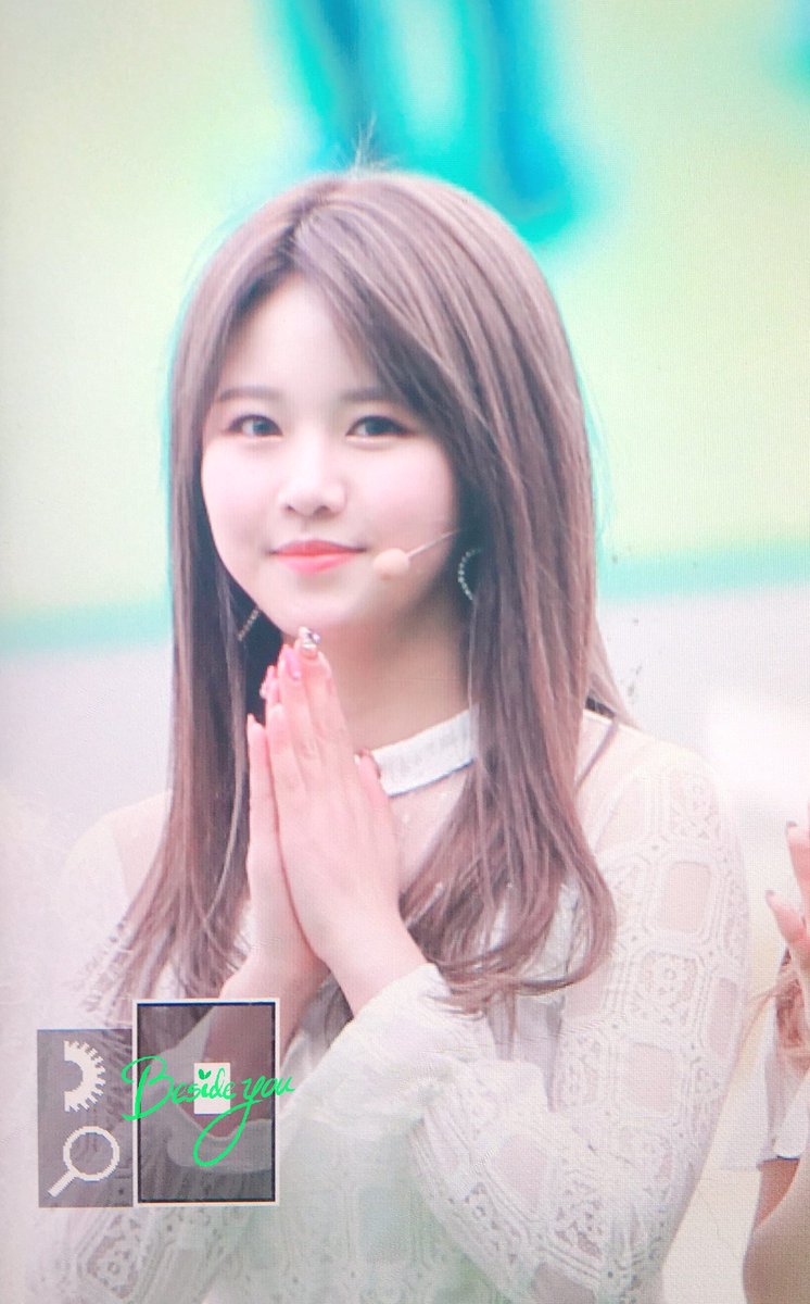 BesideNature's tweet photo. 190310 스포츠서울배 대상경주 프리뷰

5번마 '전사의 질주'가 꼴등이래 😭

#네이처 #NATURE #가가 #GAGA
#꿈꿨어 #DreamAboutU
@nature_nchworld https://t.co/g01WXxDMZJ