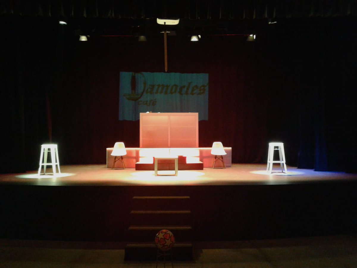 Ayer disfrutamos de una gran noche de comedia y teatro... ¡Y hoy a las 12h más!