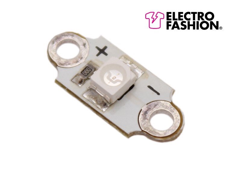 PiPadawans's tweet photo. @LMcUnderwood @microbit_edu @Raspberry_Pi @pimoroni @ThePiHut @Kitronik @cpc_tweet Electro fashion sewables, Kitronik https://t.co/AVTG4YvR9y