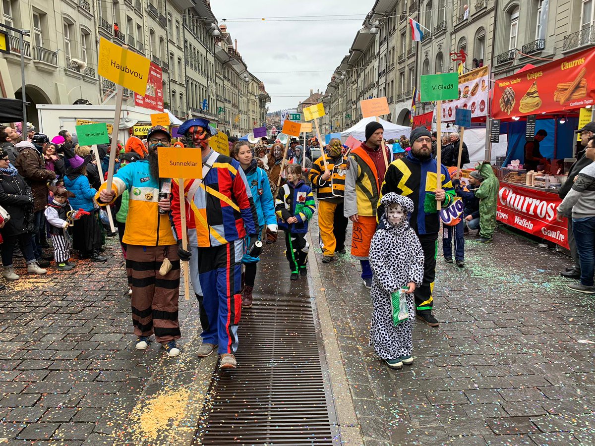 fleglae's tweet photo. Ebenfalls herzlichen Dank all denen, die uns auf dem Umzug unterstützt haben! https://t.co/LY1NS3tHmc