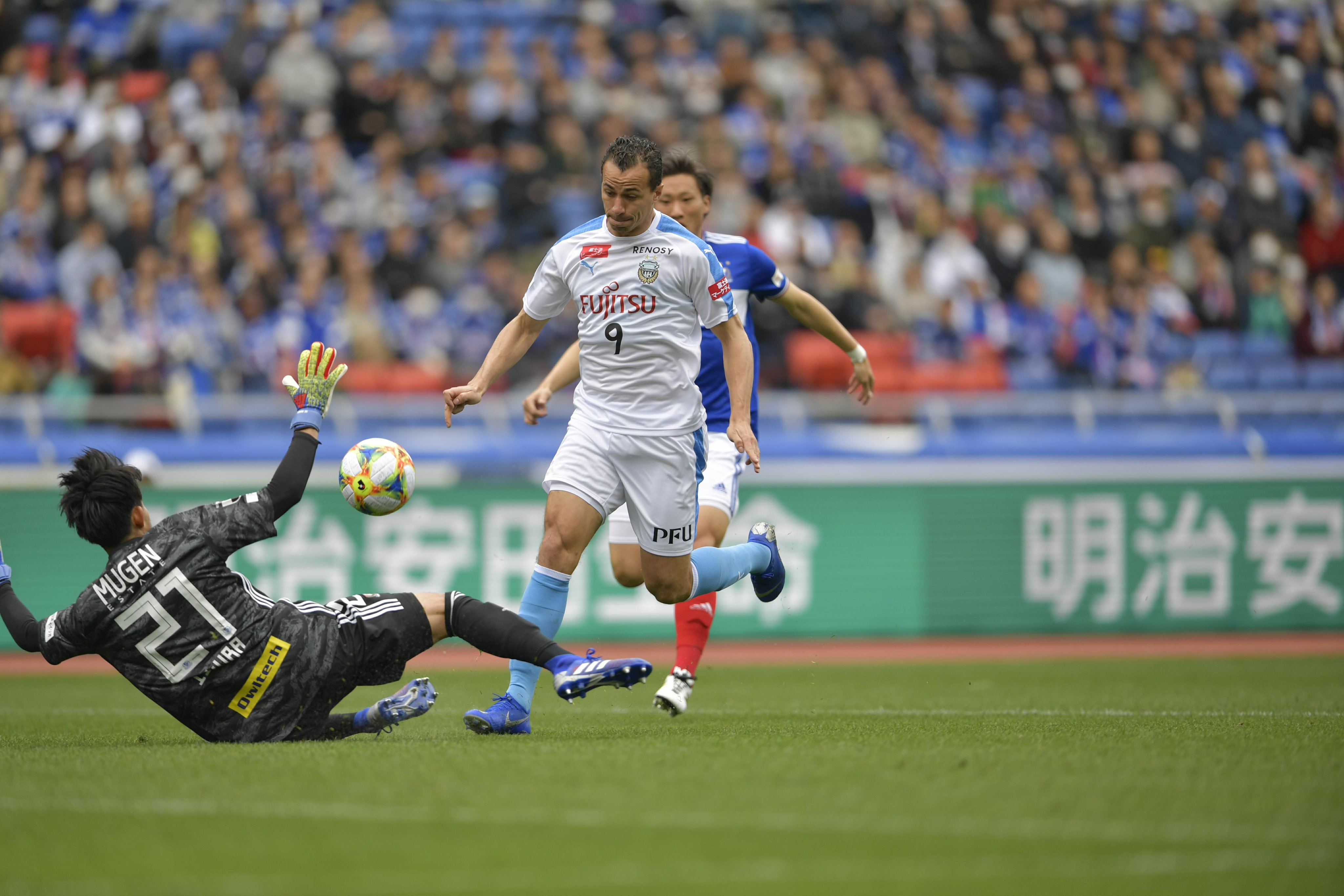 تويتر サッカーダイジェスト على تويتر J１採点 寸評 横浜２ ２川崎 L ダミアンが圧巻の２得点 横浜は中盤のトライアングルが好プレー T Co Xx08rdhcoo Jリーグ 採点 寸評 横浜 マリノス 川崎 フロンターレ T Co Abjswz3tw2