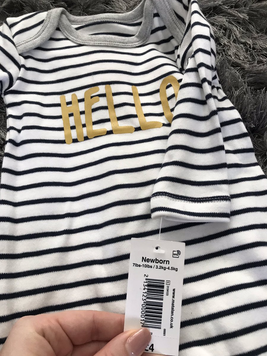 _daniellewalton's tweet photo. @Matalan both of these were the same size and the grey one has been washed once! Awful quality and now can not be worn again! 😡 https://t.co/XhNylq8JkG
