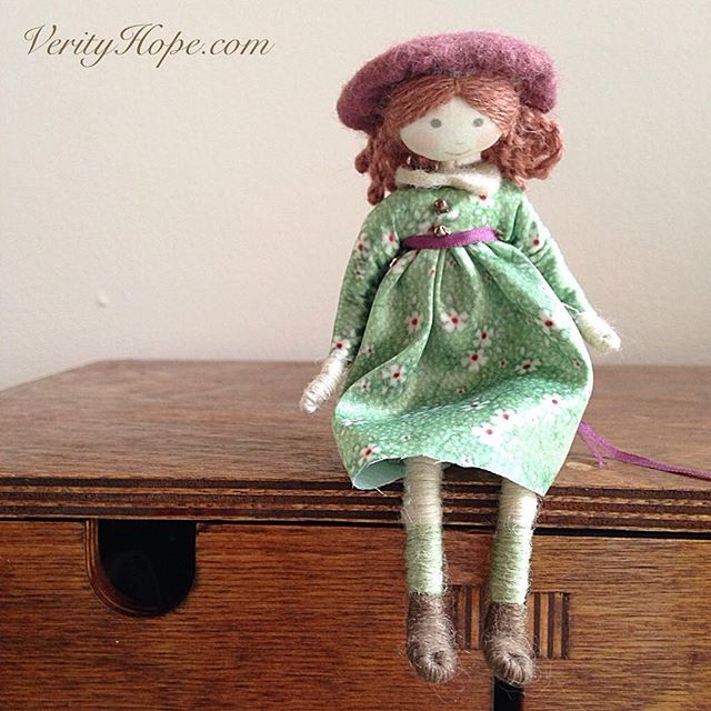 VerityHopeDolls's tweet photo. Sitting quietly on a #sundaymorning 💕 Would you like to make this little girl in the kit that is now available from my Etsy bio link. She's back in stock for a limited time 🌸
#dollmaking #dollsewing #clothdolls #handmadedolls #etsyhandmade #vintagedo… https://t.co/ITkkkvdmcU https://t.co/mdMXpDQCXB