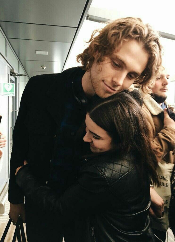 saronicaaa's tweet photo. we are so lucky.🌹
@5SOS @Michael5SOS @Luke5SOS @Calum5SOS @Ashton5SOS
#iHeartAwards #BestFanArmy #5SOSFAM #team5sos https://t.co/czGox3Bt68