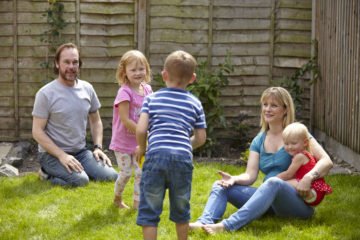 First4Adoption's tweet photo. Come along to the Exploring Adoption event to find out about the process, the children for families and the lifelong support they'll provide to you. The next @afteradoption info. evening is on 12th March 17.30-19.30 in Birmingham. Find out more at: https://t.co/TSz9BDVELM https://t.co/ucr6EmXaB3