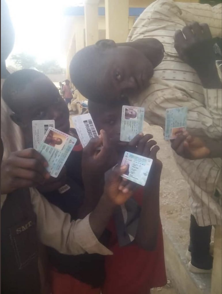 Even toddlers allowed, but INEC chairman Mahmood fought gallantly? 🤷‍♀️🤷‍♀️
