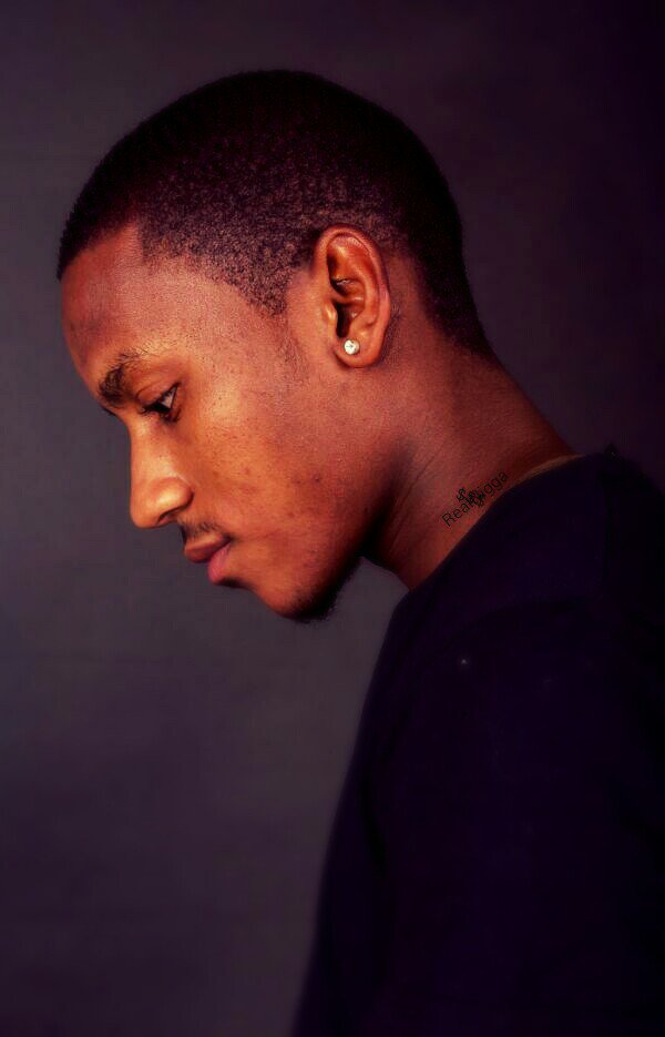 MoneyWorld_DDi's tweet photo. My new single is boiling in the pot as we speak, it's gone be flames..blue flames. #daidengiso
Dropping soon. https://t.co/U0y61uohJV