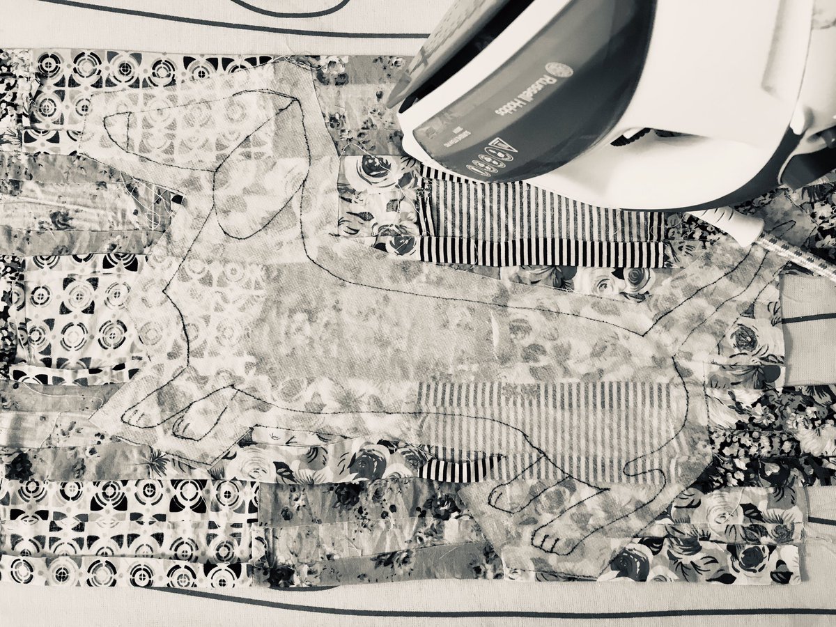 BeardyTatters's tweet image. #hotdog #diggidydog #daschund #bestfriend #pickle #cornichon #universal #naturaltherapy #wellbeing #peaceofmind #foxandtatters #design #cushion #quilting #charity #giving #thegiftthatkeepsongiving #hellosausagehellopickle