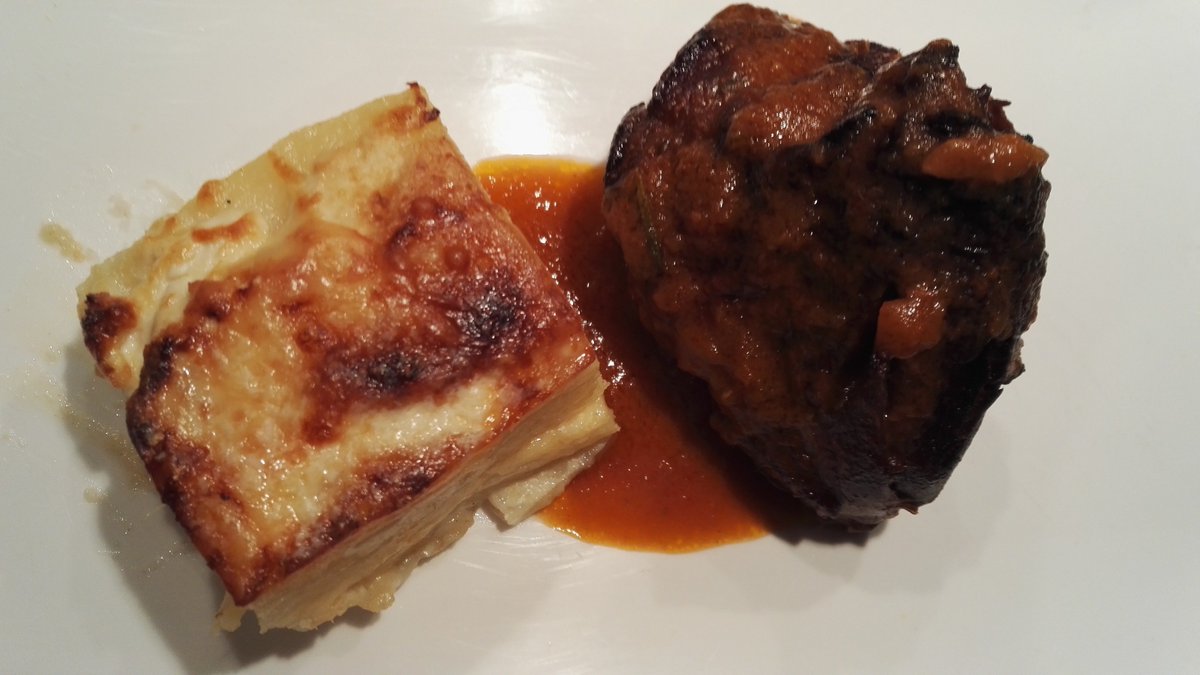 QuintoQuartoUK's tweet photo. Lamb shank is one the perfect dishes on a Sunday! Enjoy!
#trattoria #osteria #hostaria #romefood #popup #london https://t.co/0UTg94ZEVT