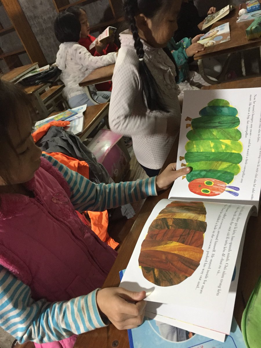 SunflowerLib_Vn's tweet photo. Here we are at @SunflowerLib_Vn ##SunflowerLibrary #ruraleducation https://t.co/L6KvjWaxul