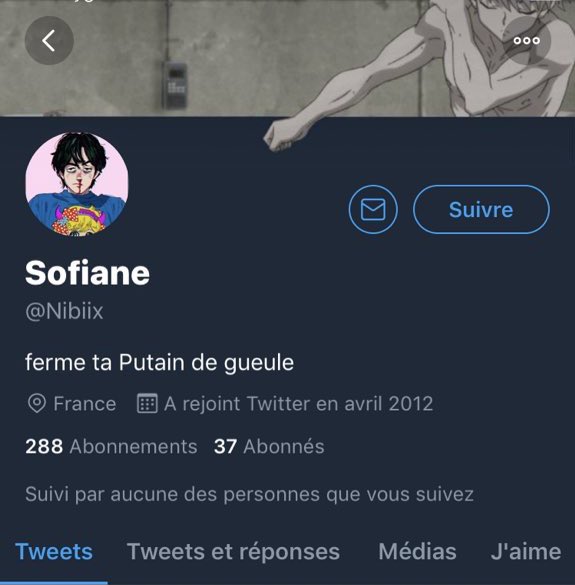 TopDesTwittos's tweet photo. Pendant ce temps sur Twitter https://t.co/Cci6CeaahL
