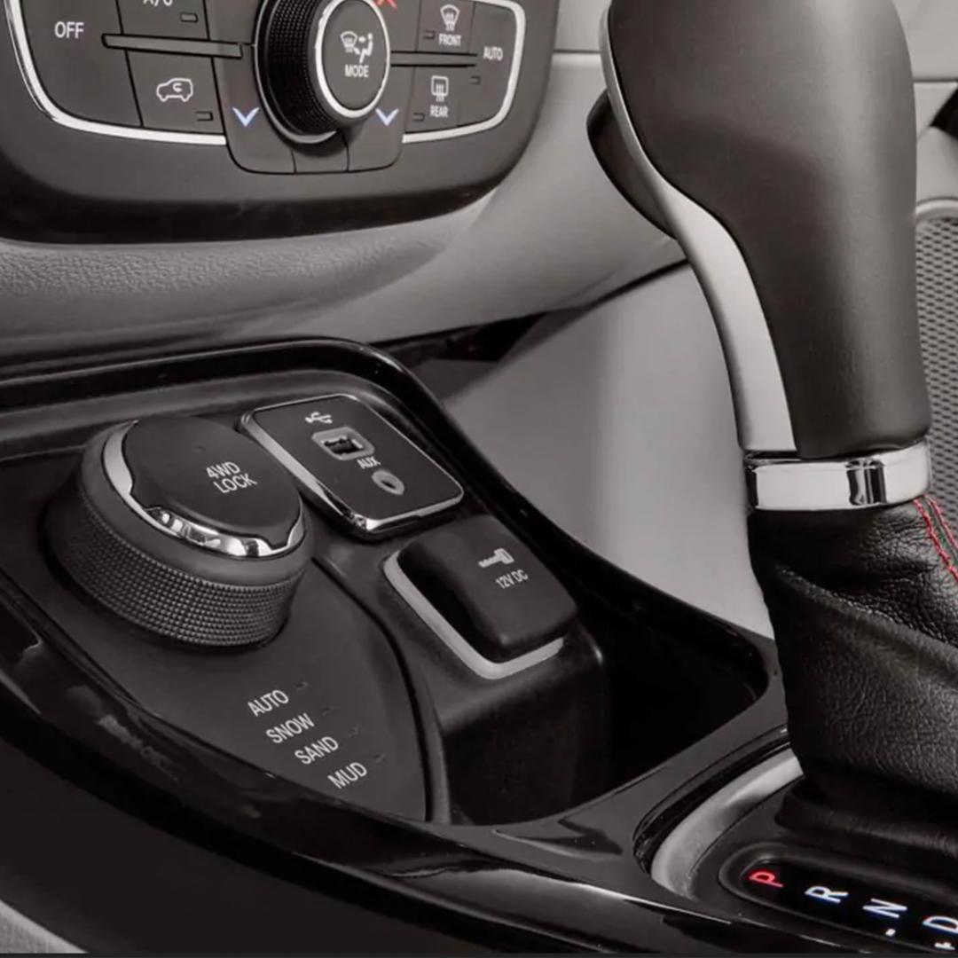 The All-New Jeep®Compass.
Because who said your next adventure can’t
be stylish?
#Jeep #AllNewCompass#JeepCompas #oIIIIIIIo#Lifestyle #4x4