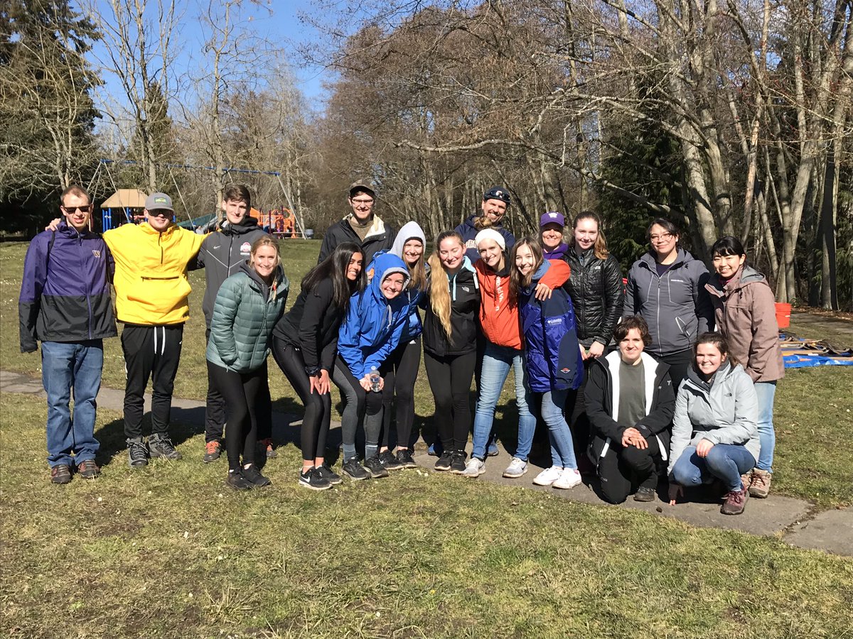 ExperienceEC's tweet photo. Thanks to Shawn S. and the UW Environmental Studies Program for inviting Eastside Catholic Green Team to partner with you to help restore Licton Springs Park. @LoveLicton @UWEnvironment https://t.co/7OHExYYpdq