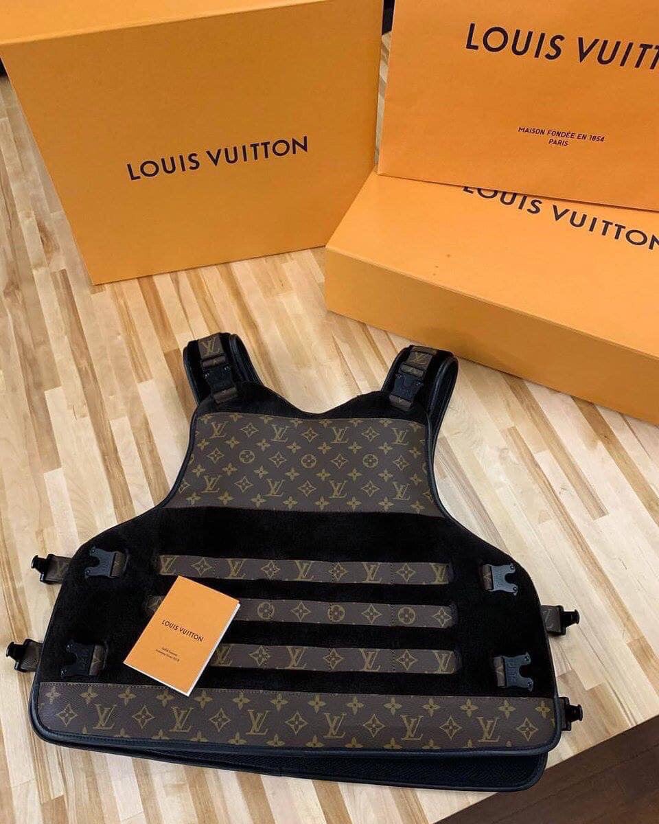 Social Couture na platformě X: „Bringing a new meaning to 'Fashion Killa' -  Bullet Proof Louis Vuitton Vest📍  / X