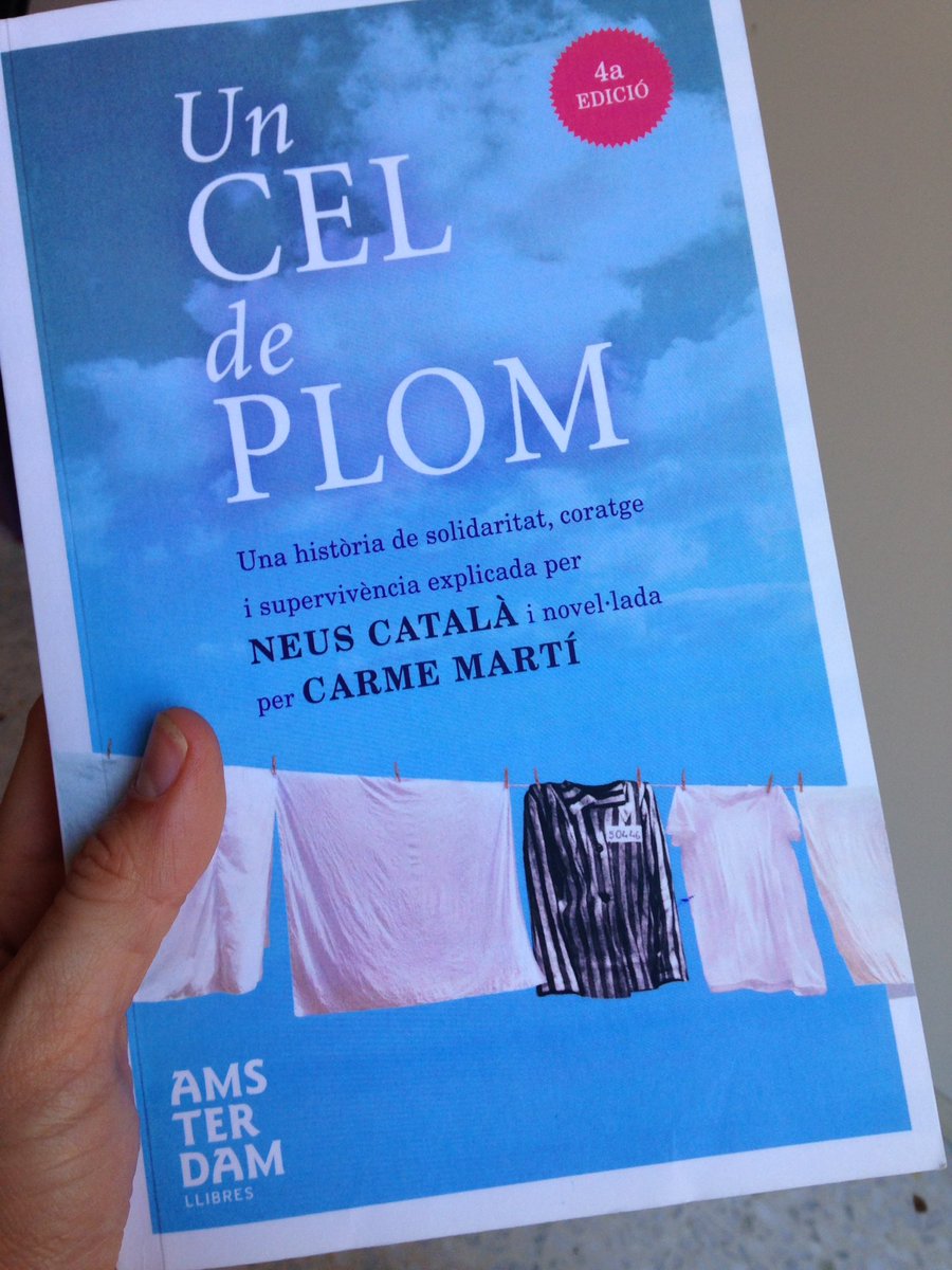 ClaraCalbet's tweet photo. Dia 2: me invitó @Javieratatorra a postear durante 7 días las tapas de 7 libros que me encantasen. Uno x día. Sin comentarios ni reseñas. Solo las tapas y sumar cada día a una nueva persona al desafío. Avui convoco a @TesaCB https://t.co/Sv88iKF61R