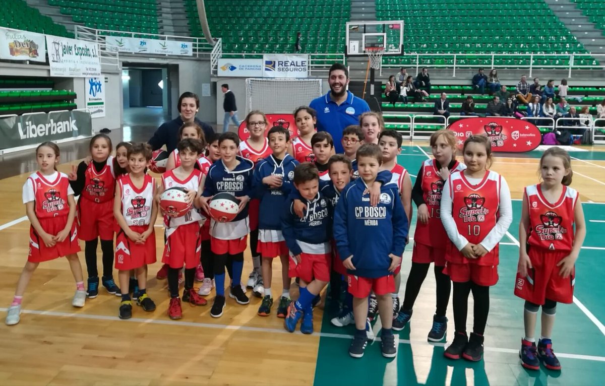CPBoscoMerida's tweet photo. #MBasket BENJAMÍN @CPBoscoMerida en la SUPERLIGA @DIA_Group
@BaloncestoESP @FExB
Terminó una convivencia muy divertida. Gracias por la invitación.
@juntaex_cultura @DXTextremadura
@SalesianoMerida https://t.co/bHhYBRxi3a
