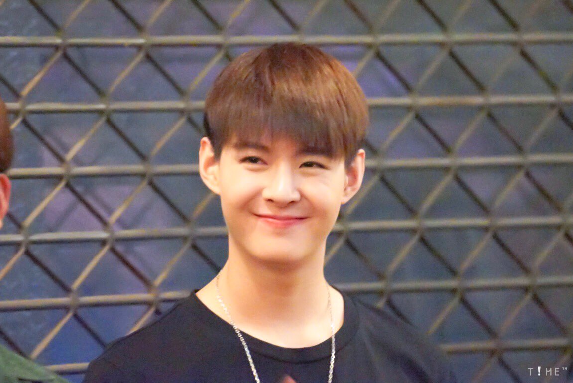 TimezZone's tweet image. พี่จะอยู่ข้างๆน้องไม่ไปไหน จะแบกกล้อง แบกกำลังใจอยู่ข้างๆน้องเอง เต็มที่กับทุกสิ่งที่หนูทำนะคับ ❤️ You are not alone, I am here with you na~ @Saint_sup #Saint_Sup #WhyRUTheSeries