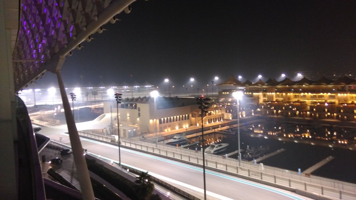 Tempest_Msport's tweet photo. Good luck to our drivers taking part in @LegacyF1League here at Abu Dhabi!

#LCRFE #TeamLCR 

(im gonna look so stupid if its a day time race... ) https://t.co/ktInSM5qDi