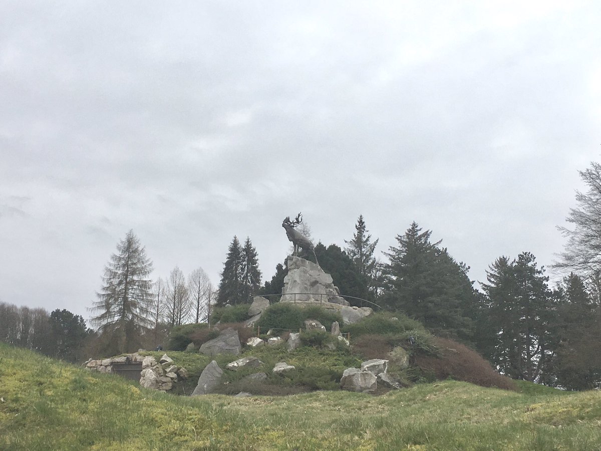 BenjaminTheaker's tweet photo. What a fantastic travelling opportunity I have had courtesy of #MasseyFergsuon!

I travelled to sites of the battle of the Somme as well as the memorial in Thiepval

Such an emotional day, the names on the memorial putting into perspective the real sacrifice of war

More to come! https://t.co/OVGG8YlTyA