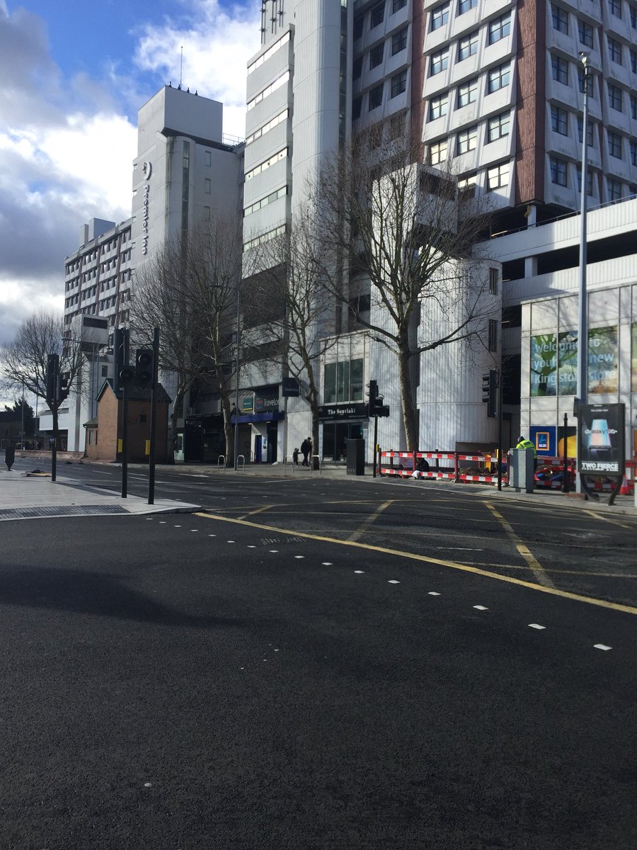 alison_fure's tweet photo. @RBKingston Please remind them to look after these 5 plane trees as they are vulnerable to damage in this kind of operation #allwehaveleft #towncentretrees https://t.co/HqoXeGmdyt