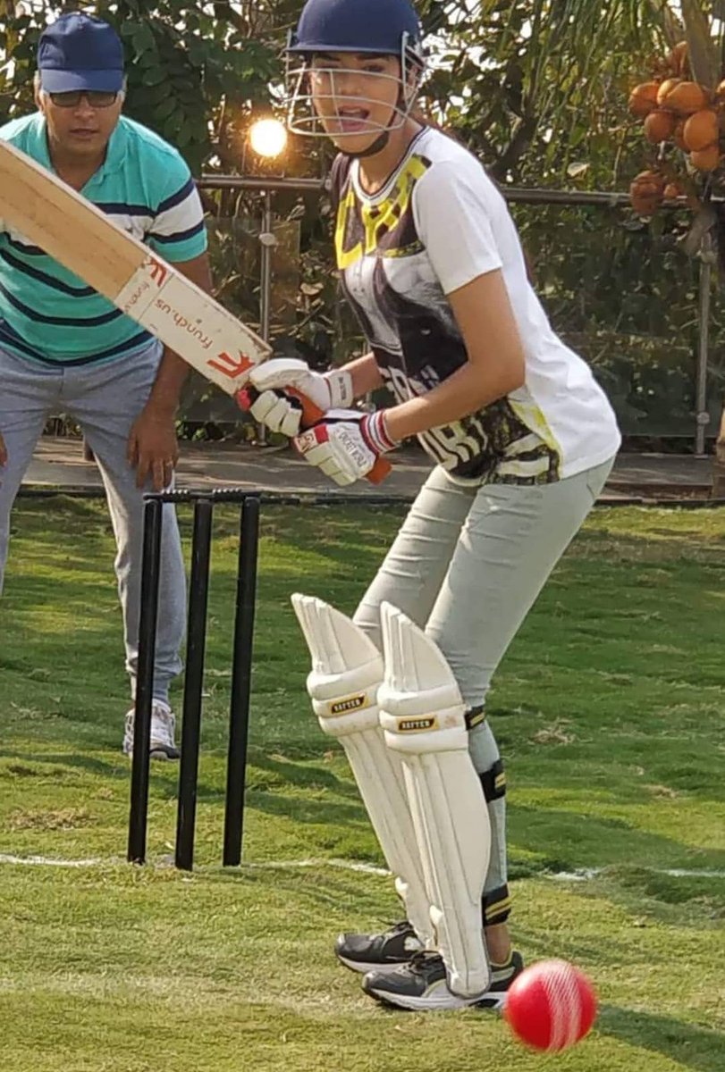 And one day she discovered she was fierce, strong, full of fire🔥and that not even she could hold herself back because her passion burned brighter than hwr fears⚡❤ #AnjumFakih #ShristiArora #KundaliBhagya