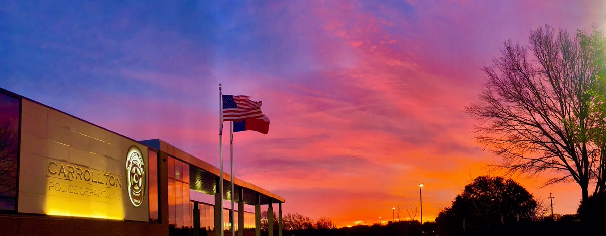 This morning’s sunrise made #SpringFoward a little easier for us.