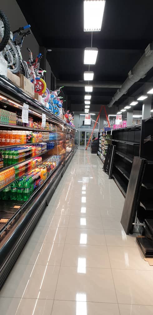 ReginaldBoulos's tweet photo. À J-5 de la réouverture de Clercine, nos rayons se remplissent. Les employés à pied-d'oeuvre.Les caissières font l'apprentissage du nouveau système informatique. Nos clients et nos amis nous ont donné assez de courage et de détermination pour surmonter nos hésitations. #MTVAyiti https://t.co/Zw3XJ1sbhu