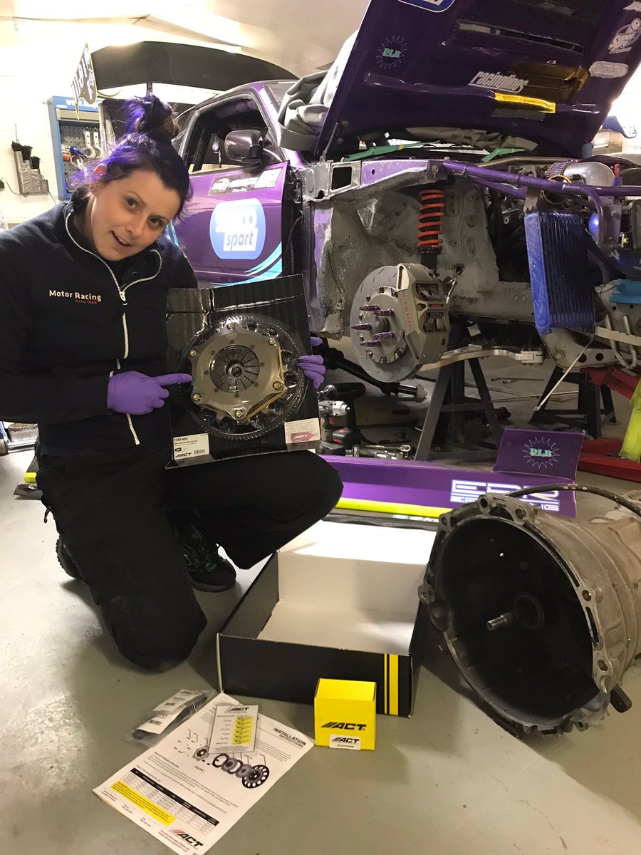 kerbdrift's tweet image. Last weekend saw myself and David from @Davidlamb2 . installing the new fantastic @AdvancedClutch twin plate clutch into #syrilthesilvia ready for this season 😎🙌

You have to be confident &amp;amp; with #actclutch we have no issues!
If you want quality #goact!