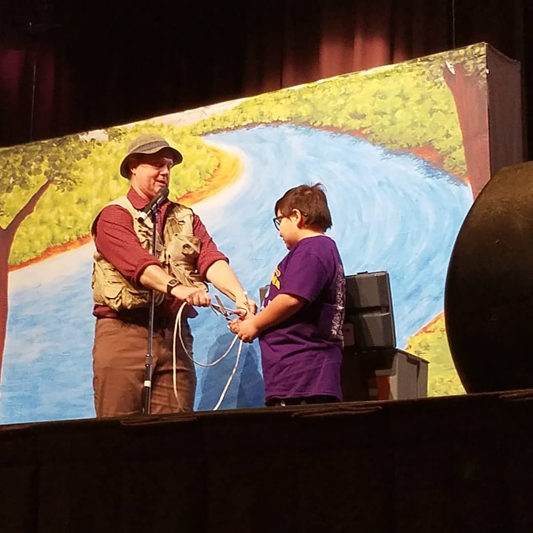 smesbulldogs's tweet photo. 4th graders enjoyed attending the Groundwater Festival Friday! They learned about aquifers, the water cycle, and watched a cool magic show. #4thgradespotlight #fieldtrip https://t.co/MpPPoRDgY1