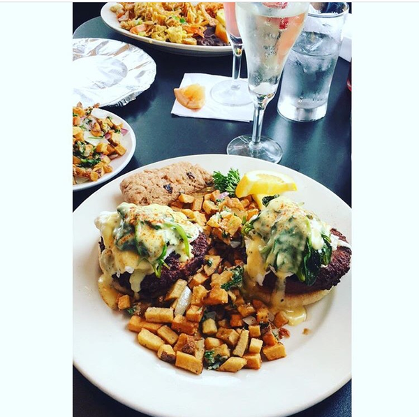 autbar's tweet photo. Best #annarbor Sunday #brunch @autbar: Featuring Bourbon St. Eggs, Blueberry-Rosemary Pancakes, Bacon Bloody Mary, &amp; More. 10a-3p #A2Food  @KerrytownA2 #A2Food  #A2Foodie #realypsi @glbtbooks @UmichStudents @UMSpectrumCtr #Jimtoycenter @lgbtrc_emu @ILoveGayDetroit @ILoveGayMI https://t.co/iBn4B3NrC4