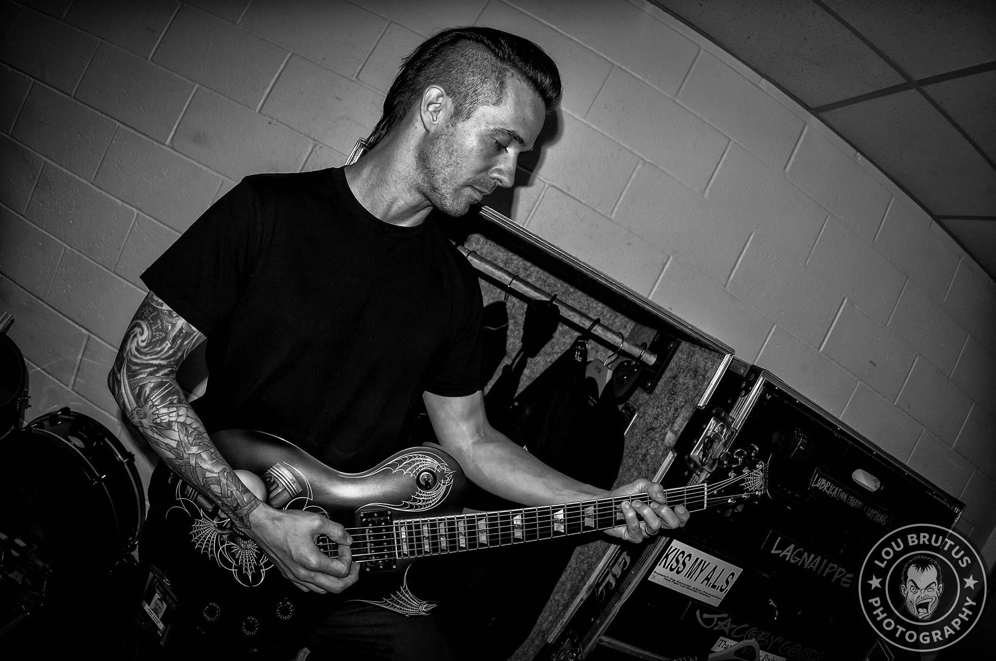 HBD JERRY! Happy Birthday to Jerry Horton of Papa Roach. Have a great one, Jerry!   