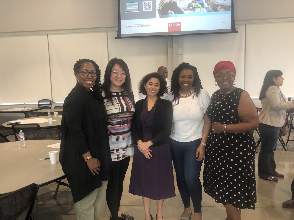 chrishelle3's tweet photo. I am grateful to have lead a conversation about #HousingEquity to begin unpacking the #HousingAffordabilityCrisis. Thank you @JudgeHidalgo for including @HOME_Coalition to be a part of this necessary discussion. #TalkingTransition #CivicSaturday https://t.co/5QPn7v1kLJ
