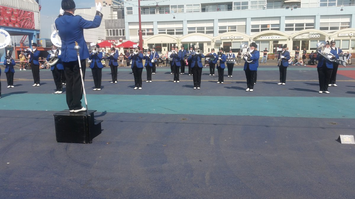 Zondag 14 april organiseren wij samen met Winkelcentrum Boven 't Y een muziekmiddag op het Winkelcentrum. Medewerkende muziekverenigingen zijn Cadence (Harlingen), drumf. Haaglanden (Pijnacker), Sh.M. band Dice Musica (Ter Aar), Showb. Hoorn en Marchingband ATM (Amsterdam).