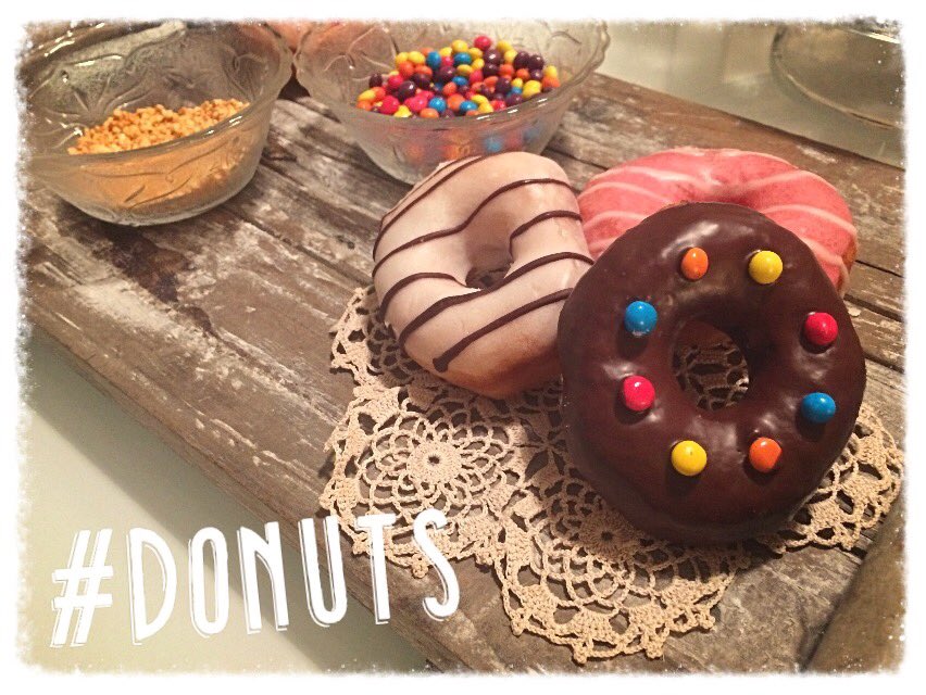 Be_an_Animator's tweet photo. Not just ANIMATION 😛🍩Proud of me! 😁#donuts #makingdonuts #animation #sweet #donutslovers https://t.co/8OGpdLttbQ