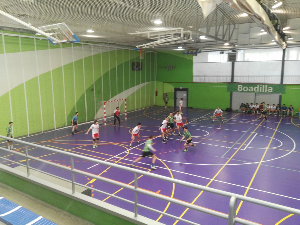 BalonmanoSafa's tweet photo. #1JM
⌚ Final.
📢 Victoria para los locales en un partido donde fueron mejores. A trabajar para el Sector dónde iremos con 1 punto.
👉 @iKasaBMMADRID 24-22 BM SAFA https://t.co/6QXTikPsOc