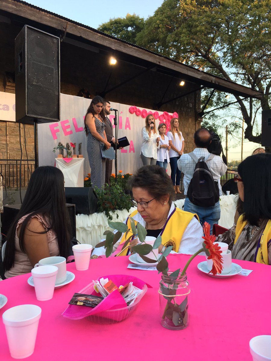 ClubSalto's tweet photo. En la pasada jornada, la Presidente del club de Leones Salto Los Azahares, fue galardonada en la ciudad de Concordia, República Argentina con el premio “La Delfina” 

De parte de quienes forman nuestro club queremos hacerle llegar nuestras feliictaciones. https://t.co/6LHRm2TnAg