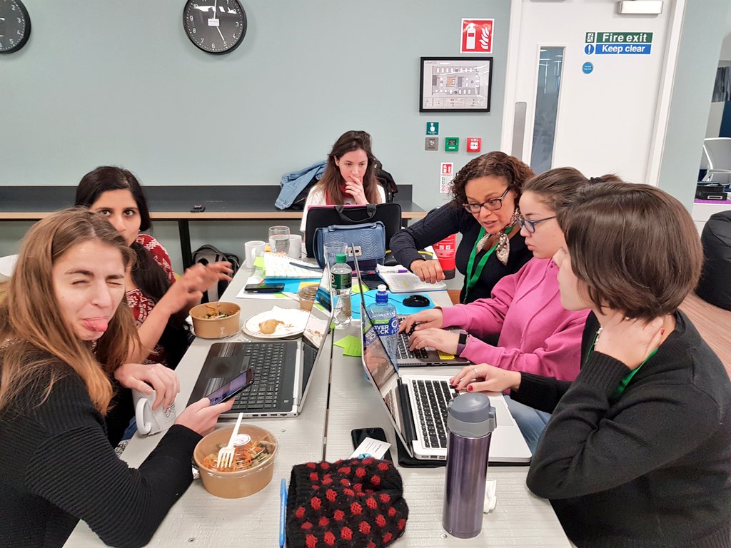 DavidPollardIRL's tweet photo. @StartupWeekDub @techstars @StartupWeekend @LEODublinCity @udemy @SWMDublin @stevenogara @BICDublin @DCCEconDev @ColinJ_Keogh @furkankarayel @diversein @matthewhelt All the energy of @StartupWeekend in one photo! #SWMDublin https://t.co/QdfWEeVuOa