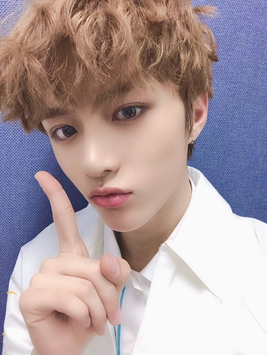 classicbeomgyu's tweet photo. 𝟷𝟿𝟶𝟹𝟷𝟶 ♕ @TXT_members 

-UGH THEY ARE LIKE THE SAME SHIT BUT I STILL GET SURPRISED. aTtAcKed https://t.co/sS9YTvAPSZ