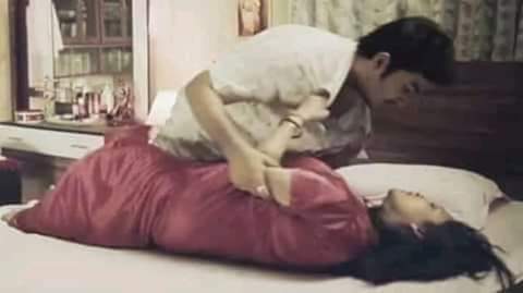 RoniAhmedJR2's tweet photo. তুমি যার কথা ভেবে গাঁজা খাচ্ছো👈👈
সে এখন অন্যের বিছানায় খাট কাপাচ্ছে✔✔
#_Reality https://t.co/osBFkRmlF0