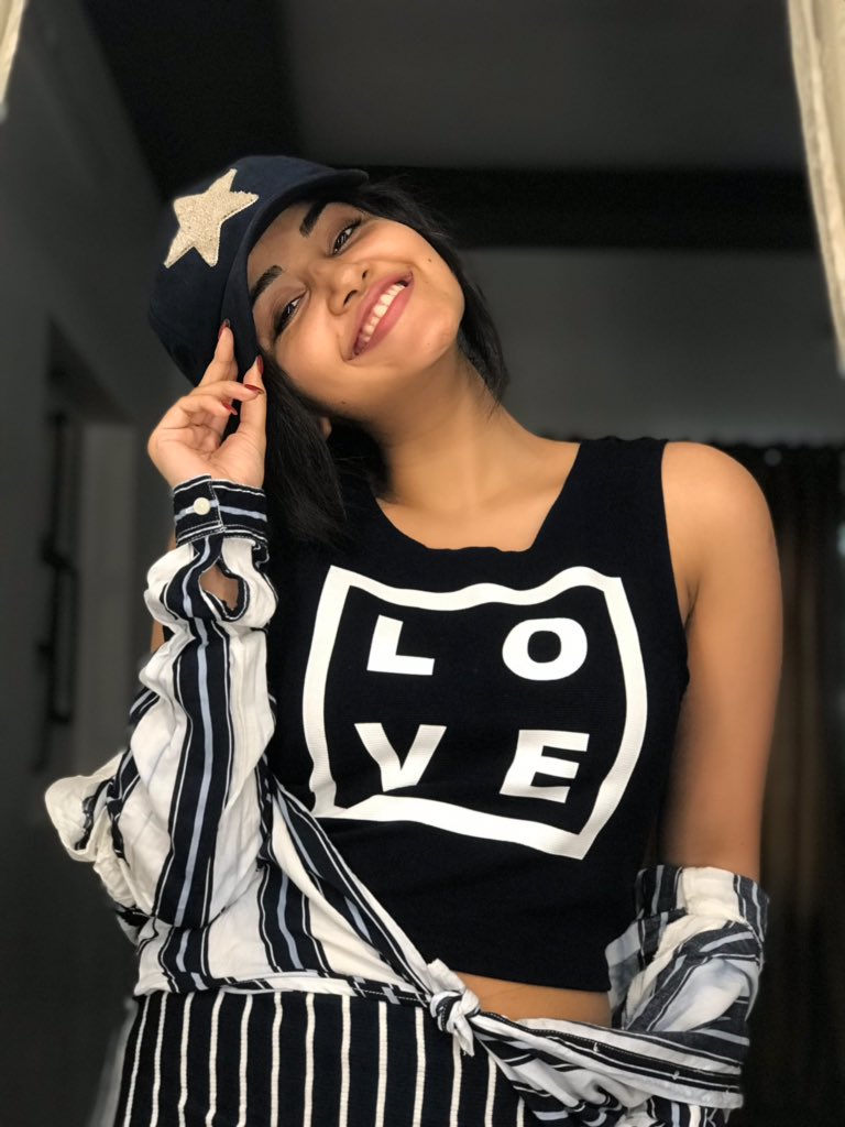 anupamahere's tweet photo. A complete mess 😝 https://t.co/5dHazgh10p