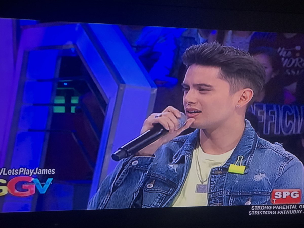 RandomRepublika's tweet photo. #JamesReid reveals he and #NadineLustre still miss each other sometimes even if they live together. Awww.❤️ #JaDine #TeamReal https://t.co/31cvLx3D2D