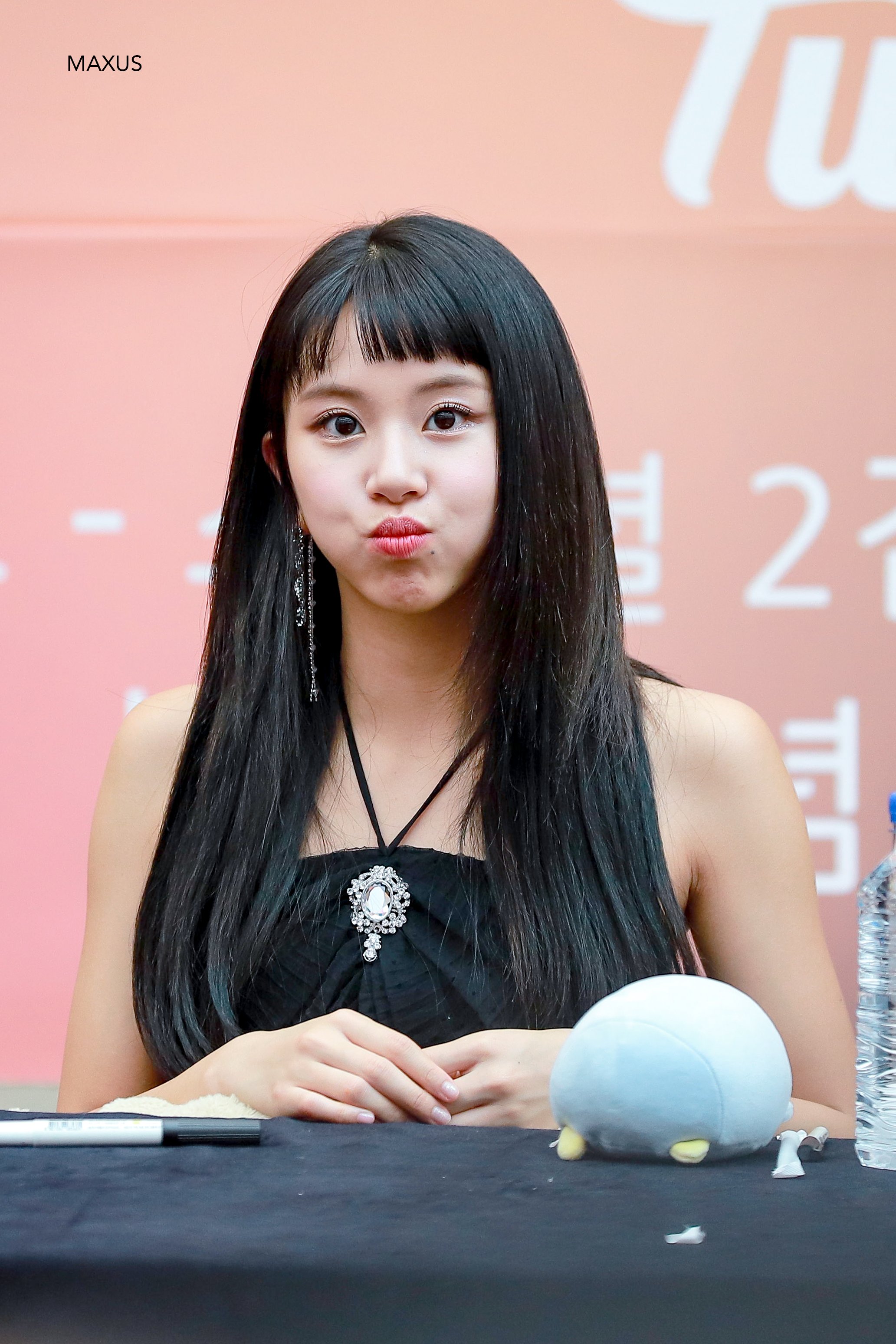 D1TfSw4U8AAs-Ul.jpg:orig