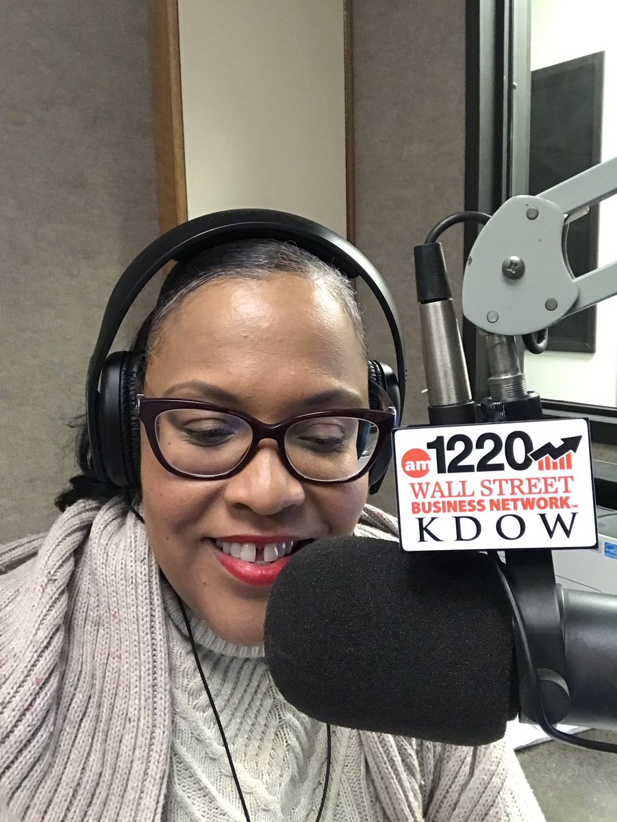 BusinessontheEd's tweet image. Tweet back Silicon Valley for more small biz training on #bizmodel #bizplan #capitalinfusion #marketing #increasesales tune in AM 1220 KDOW Money 2.0 Business On the Edge