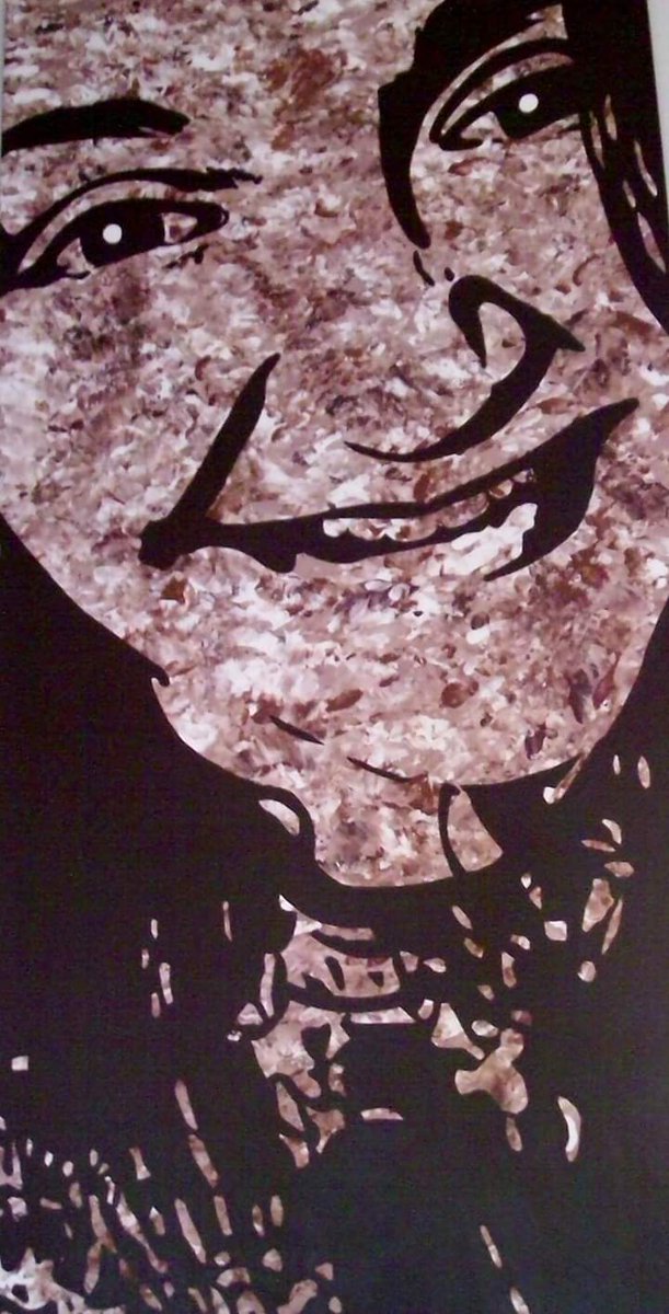 lorrinart's tweet photo. Me! Part of a 3 piece set at my parents house.
•
•
•
#lorrin #art #artist #portrait #paint #painting #acrylic #acrylicpaint #acryliconcanvas #modernportrait #popportrait #modernart #popart https://t.co/MGhrPGUIPi
