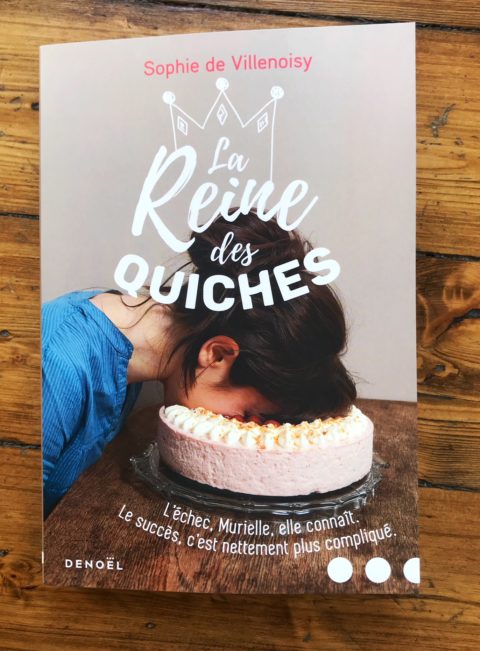 📘 La Reine des Quiches. Mon avis sur Top-Topic.
urlz.fr/983w
#sophiedevillenoisy
#lareinedesquiches
#Denoël
#editionsdenoël
#roman
#avislecture