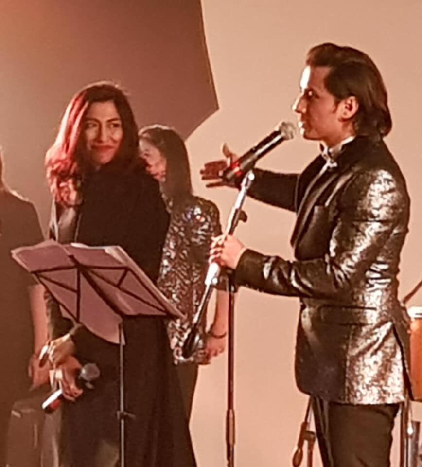 HniaziISF's tweet photo. Breaking: Ali Zafar has initiated criminal proceeding against #MishaShafi for forged documents and misrepresentation. Punishment is 10years for this offence. Misha apparently have forged the documents that she gave in her defence in the defamation case filed by Ali Zafar https://t.co/TpGDjz2cBF